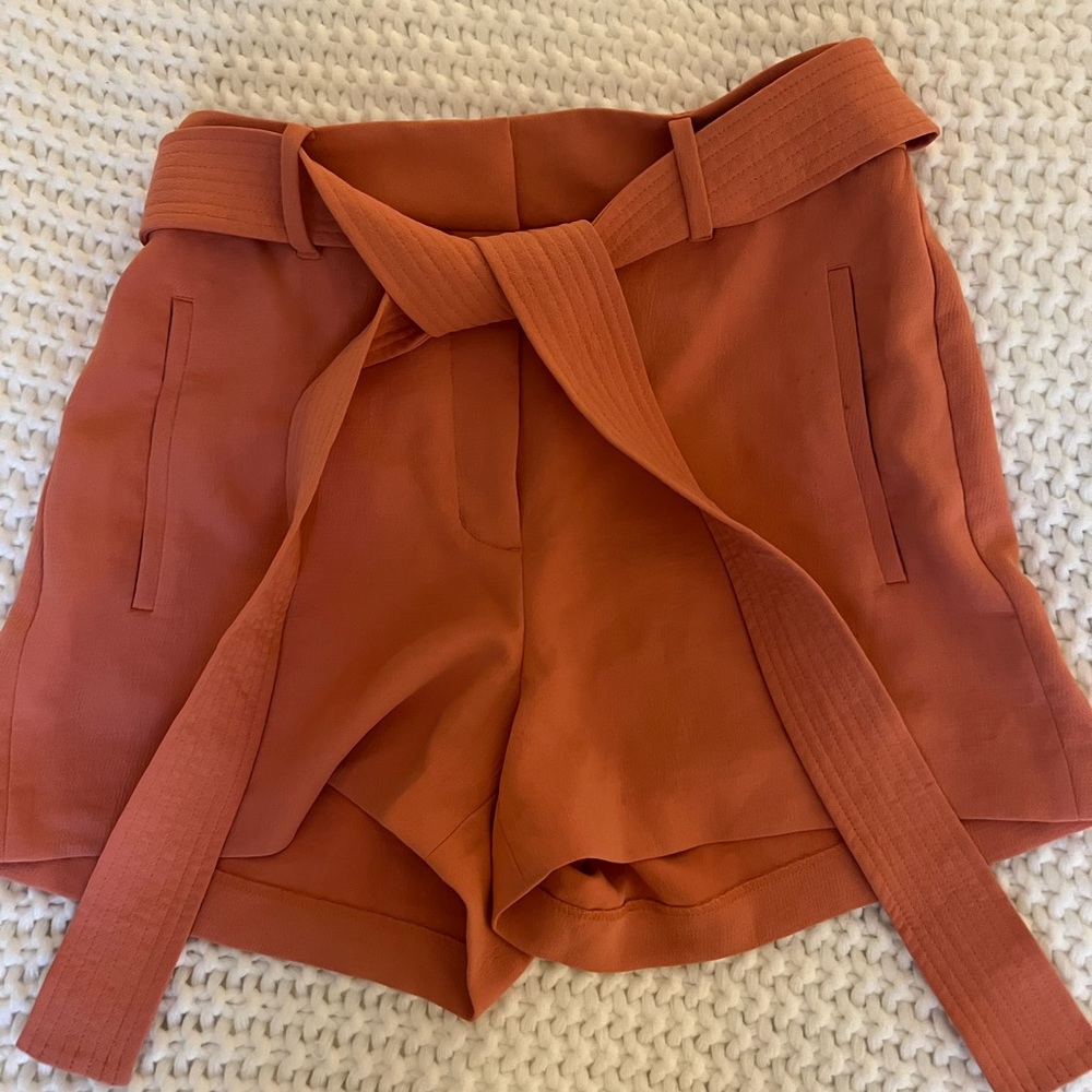 Aritzia Wilfred tie waist (removable) shorts high waisted